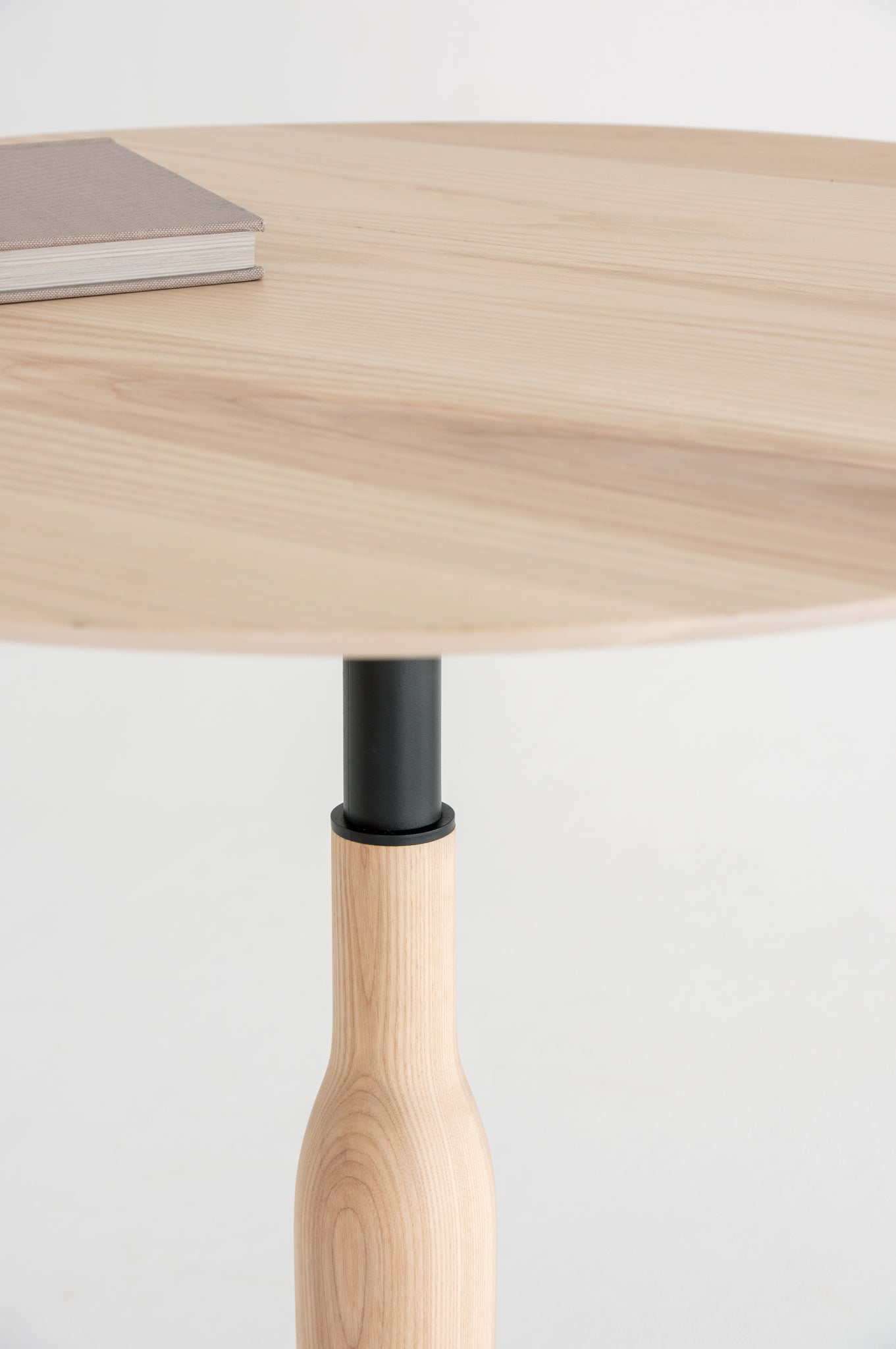 Radieuse Dining Table - Atelier Jones Design
