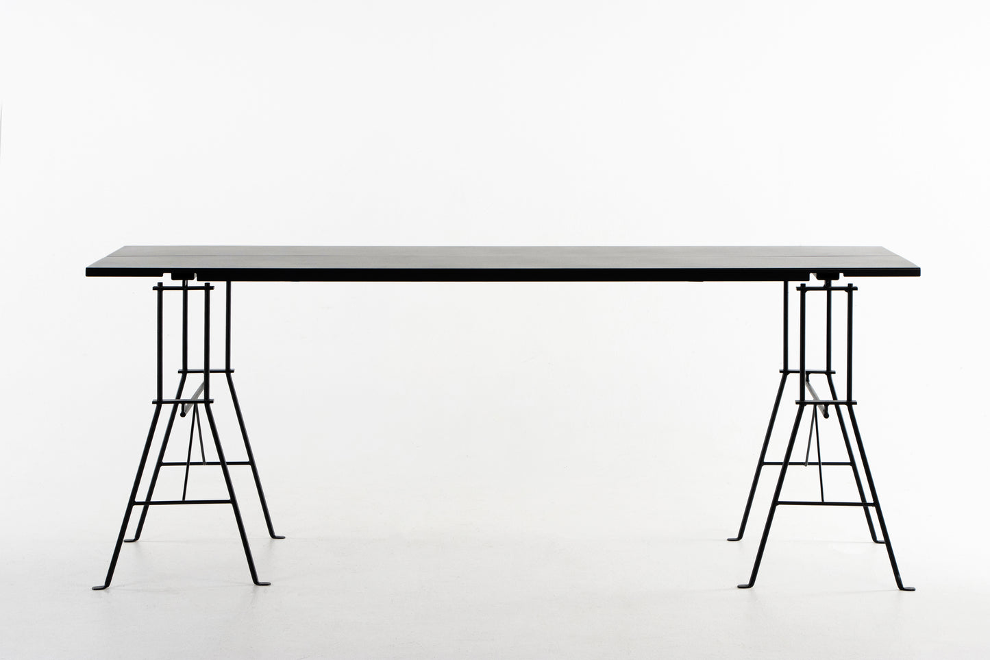 Bricolo Trestle Table - Atelier Jones Design 