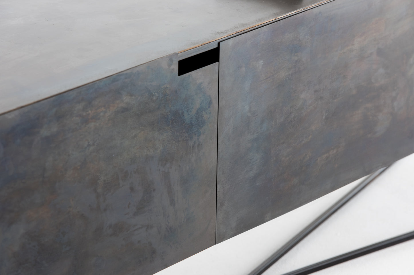 Delta Unit Tri-Doors | Patinated steel - Atelier Jones Design 